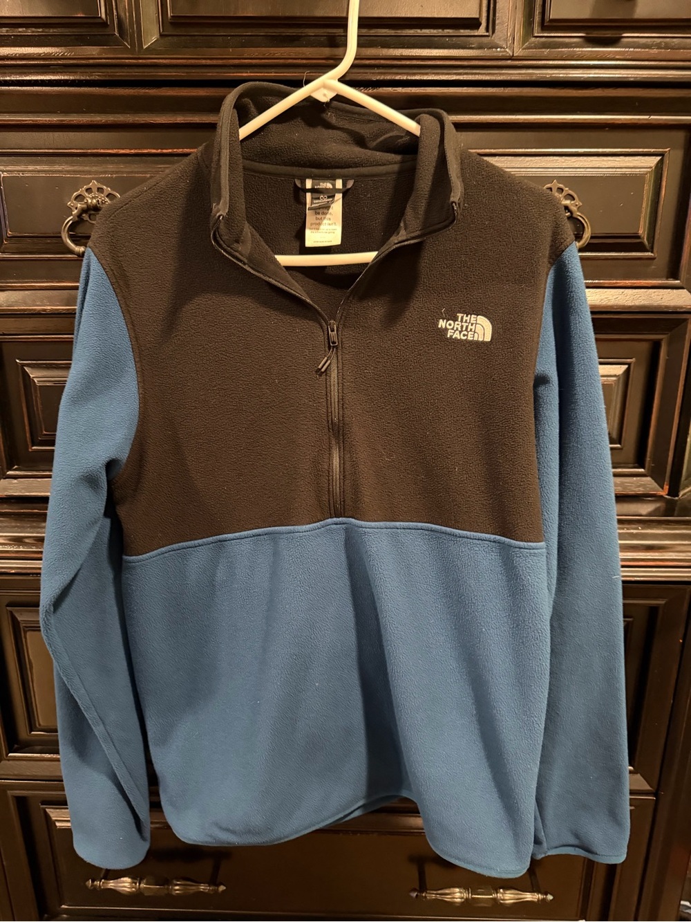 The North Face Men’s Two-Tone Zip Fleece - Black & Blue